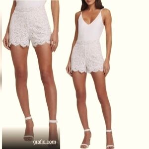 NWT Monteau Scalloped Lace shorts,high‎ waist,M